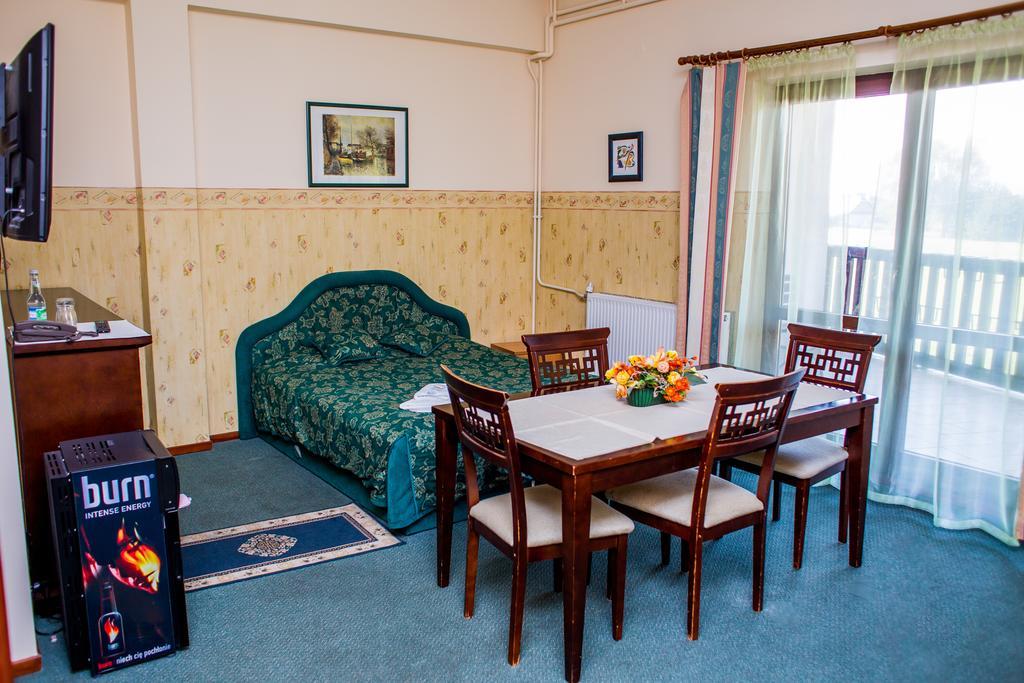 Zajazd Polonez Rzeszów Rum bild